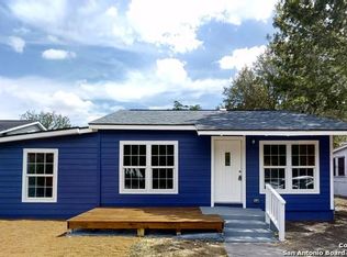 318 Smallwood Dr, San Antonio, TX 78210