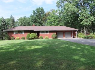 36 Plum Brook Rd, Flemington, NJ 08822