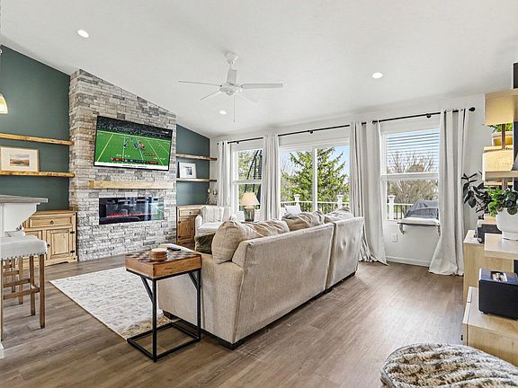 2nd image of 1637 Tea Pond Ct
