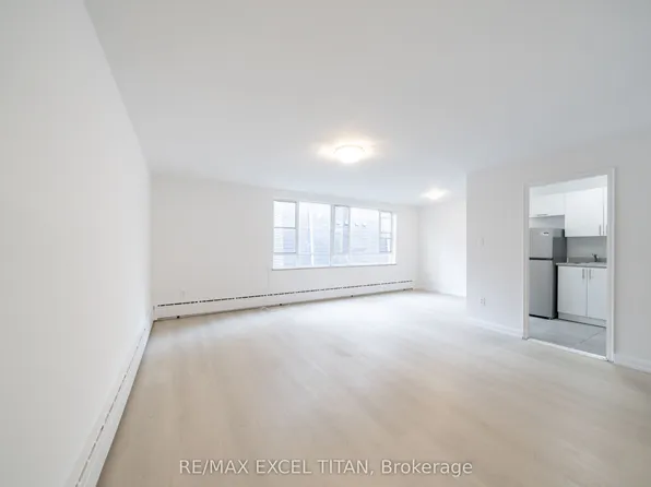 77 Erskine Ave, Toronto, ON