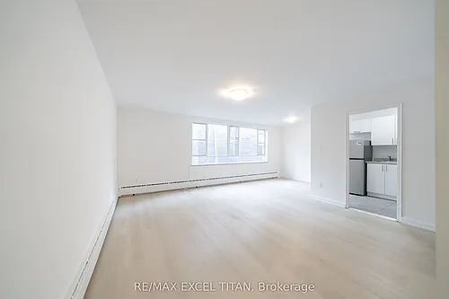 77 Erskine Ave Photo 1