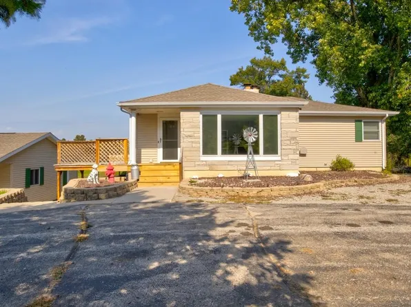 N1201 R3 Dr, Menominee, MI 49858