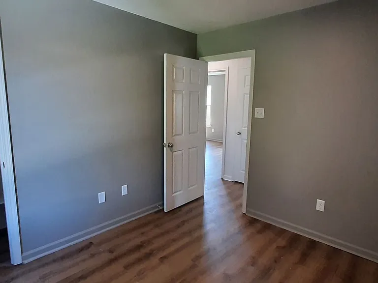 426 Summer Dr — Photo 7