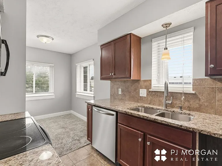 Mill Pointe — Photo 31