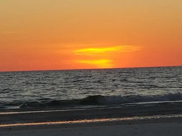 739 N Shore Dr, Anna Maria, FL 34216