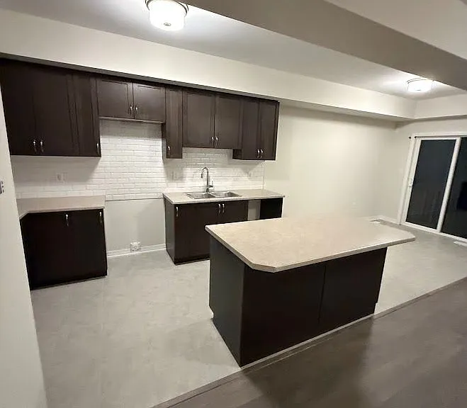 660 Colborne St W #80 — Photo 6