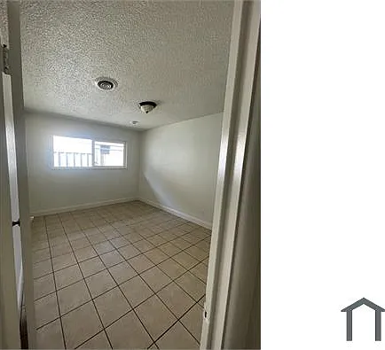 2244 W Princeton Ave — Photo 3