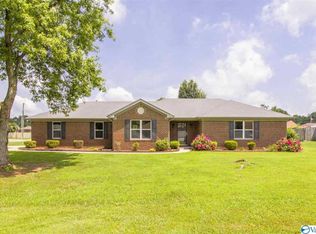 105 Yellow Poplar Ln, Harvest, AL 35749