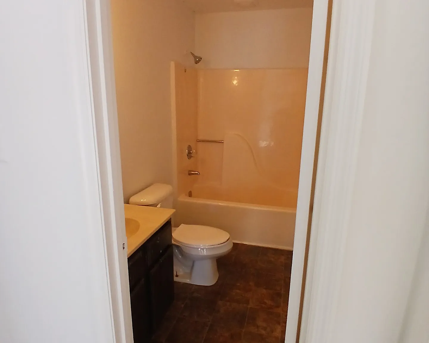 2 bed, $950 — Photo 3
