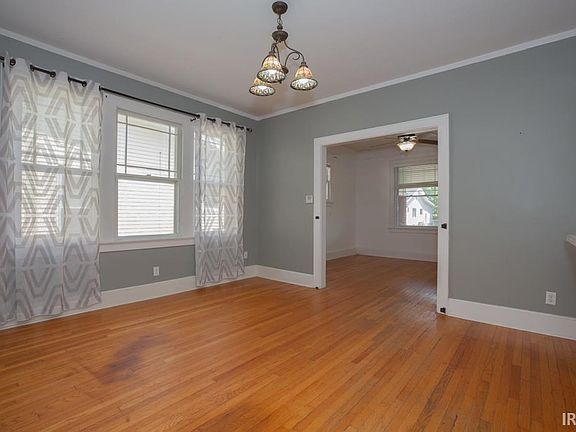 5th image of 621 S Runnymeade Ave
