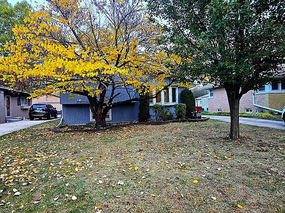 4th image of 425 N Cedar Ave