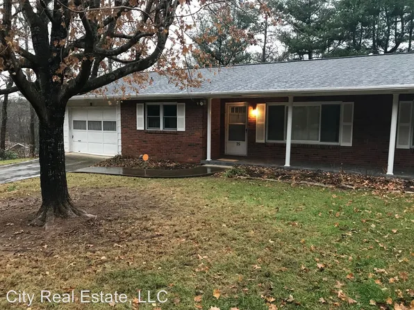 25 Oakdale Dr, Candler, NC 28715