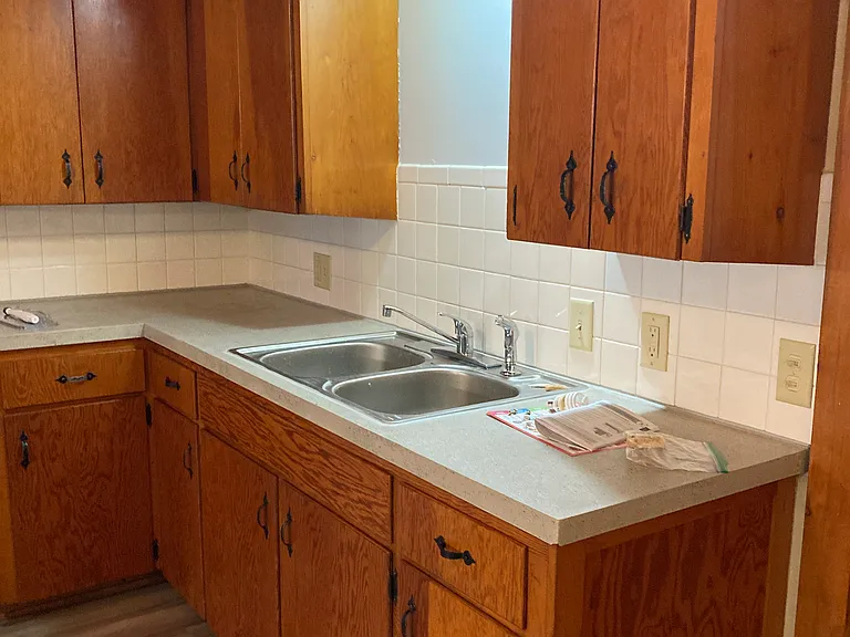 426 S Lexington Ave — Photo 7