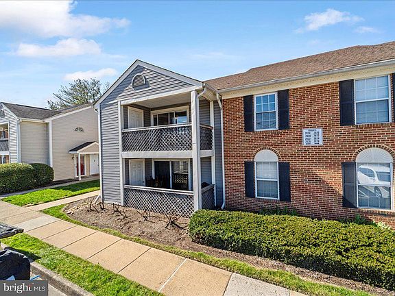 2nd image of 7834 Waverley Mill Ct