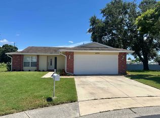 4520 Bear Lake Ct, Clearwater, FL 33762