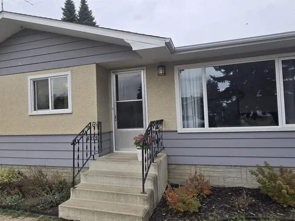 5822 51st St, Vegreville, AB T9C 1H9
