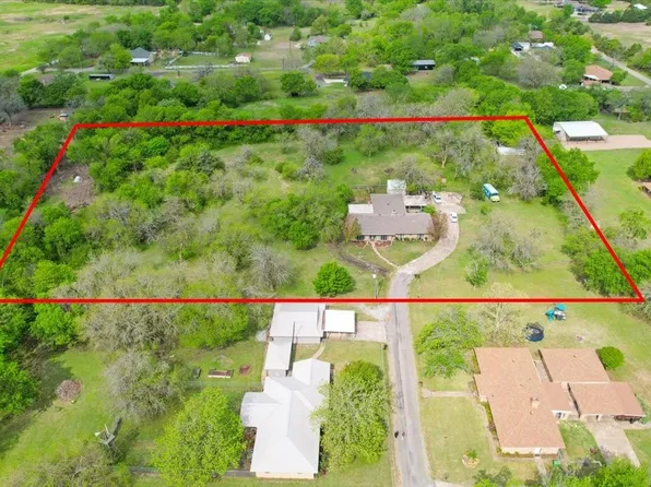 110 Bois D Arc St, Tom Bean, TX 75491