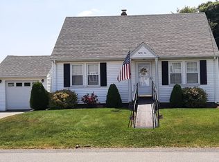 82 Adams St, Somerset, MA 02726