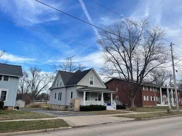 416 W Chestnut St, Burlington, WI 53105