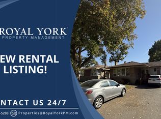 446 Taylor Mills Dr S #2B, Richmond Hill, ON L4C2T4