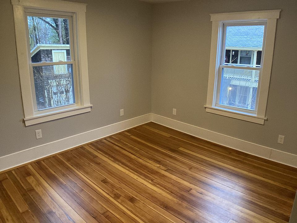 22 Woodleigh Ave 2 22 Woodleigh Ave Greenfield MA Zillow