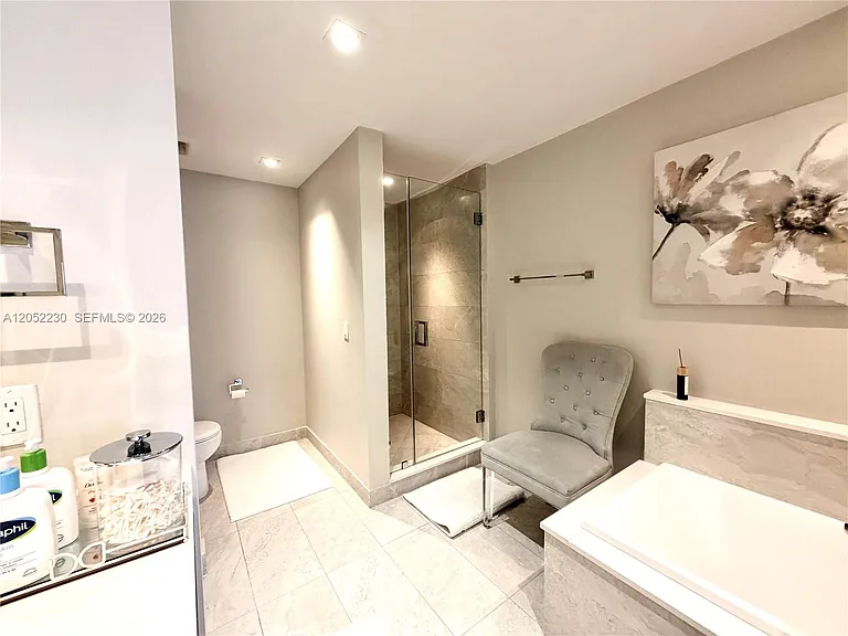 488 NE 18th St #3210 — Photo 23