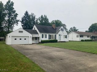 16075 Cypress Ave, Strongsville, OH 44136