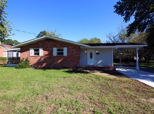 166 Beach Rd, Hampton, VA 23664