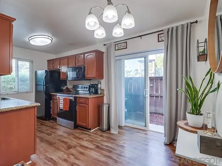 4473 Home Ave #1 — Photo 6