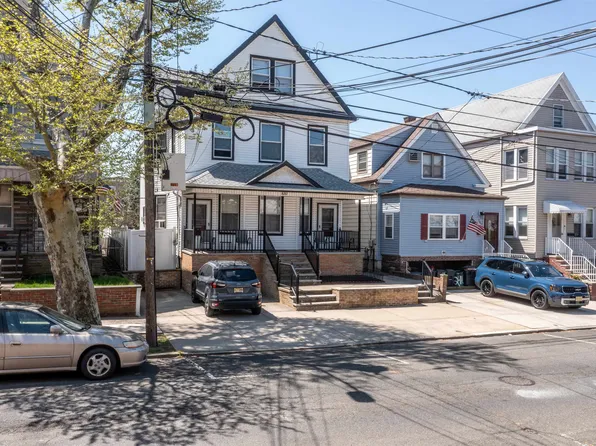 100 W 46th St, Bayonne, NJ 07002