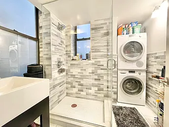 Rented by Century 21 Premier 