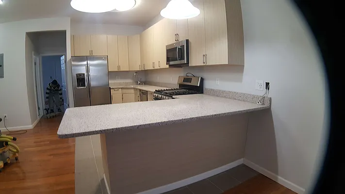 Rented by Sprint Realty | media 9