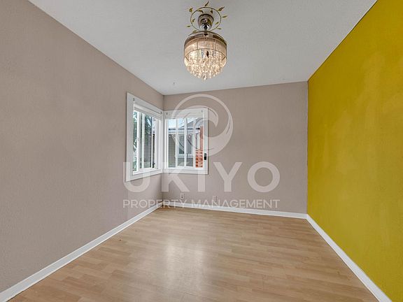 5th image of 5520 Santa Cruz Ave