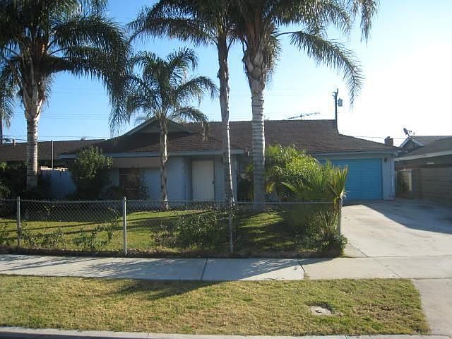 1st image of 1010 N Mariposa Ave