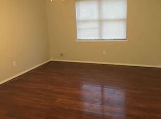 2828 E Stanford St APT 4, Springfield, MO 65804