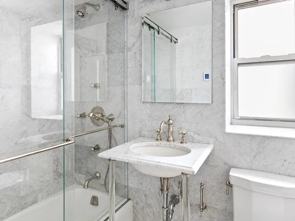 430 East 56th Street 11B image 7 of 7