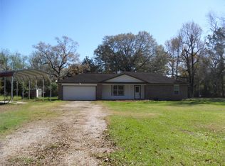 19033 Woodridge Dr, Conroe, TX 77302