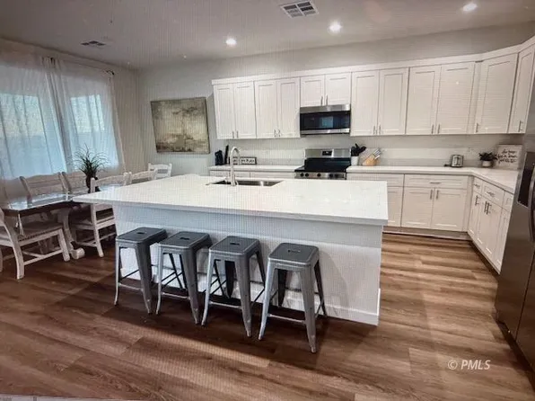 52 Rock Reef Bay #R, Page, AZ 86040