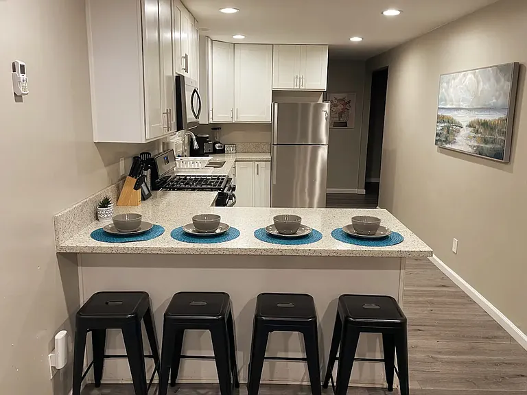 2022 1/2 Ocean View Blvd — Photo 3