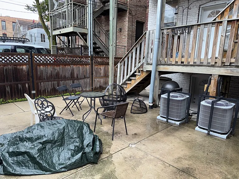 1114 N Wolcott Ave #1R — Photo 18