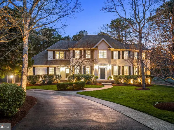 15 Somerton Sq, Medford, NJ 08055