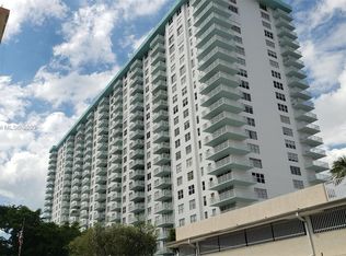 301 174th St APT 415, Sunny Isles Beach, FL 33160