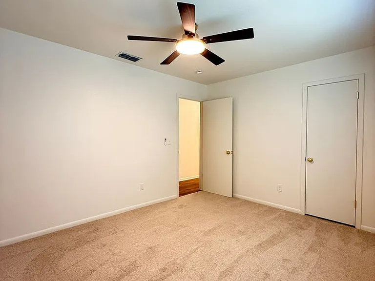 1039 Harris Ln — Photo 27