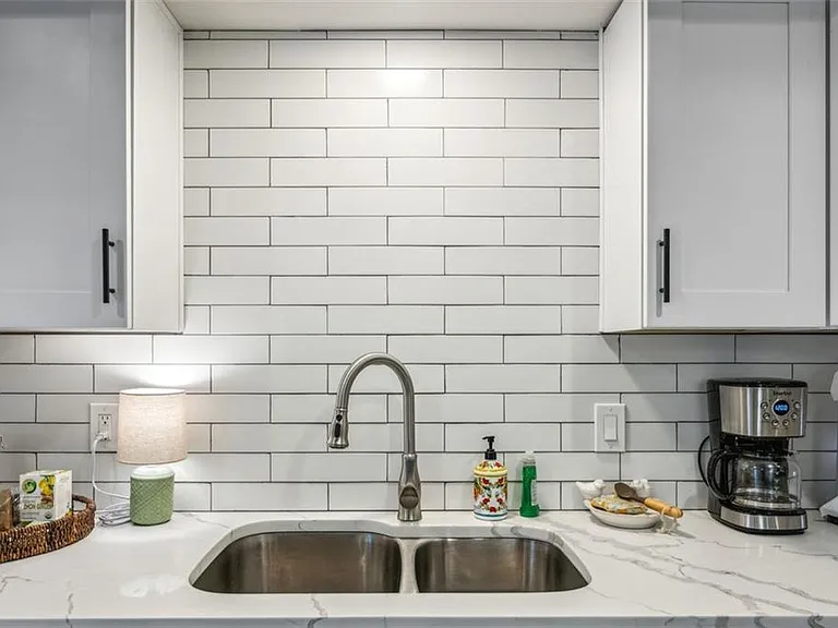 21 Willow Woods Rd — Photo 11