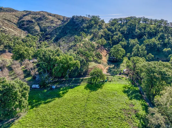 6400 Scotts Valley Road, Lakeport, CA 95453