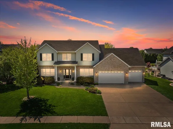 5472 Judge Rd, Bettendorf, IA 52722