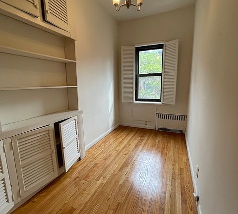 5th image of 27 W 71st St APT 4D