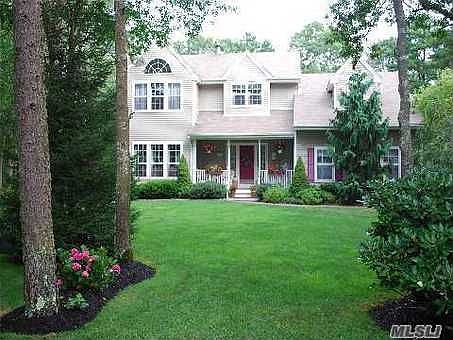 1st image of 23 Hollow Ln