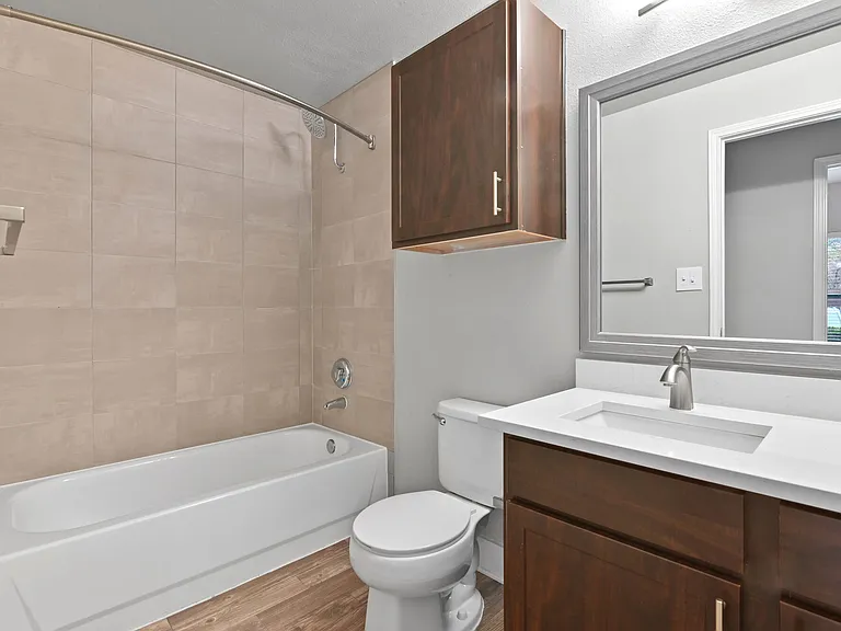 Carrara at Cole — Photo 28