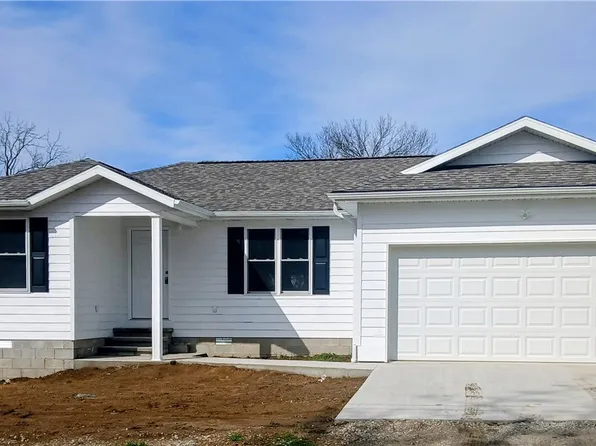 100 W 7th, Green Forest, AR 72638
